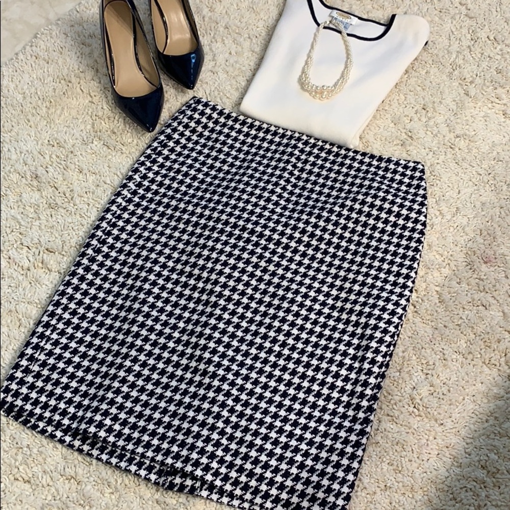 Gorgeous Talbots Pencil Skirt!